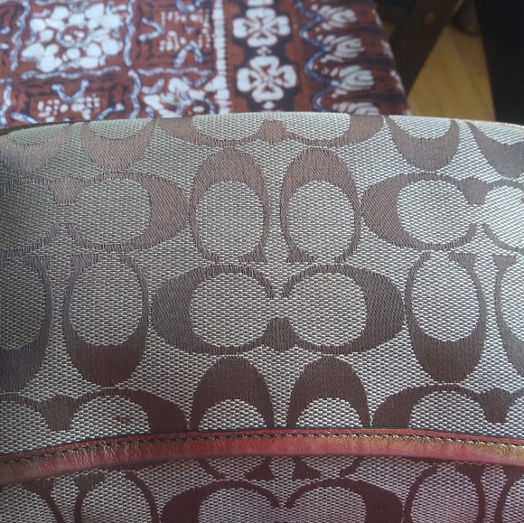 🛍️ Coach limited edition signature print shoulder bag - Picture 11 of 15